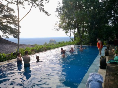 f1de5bf0-c131-4865-8dbf-6561e2d05ada